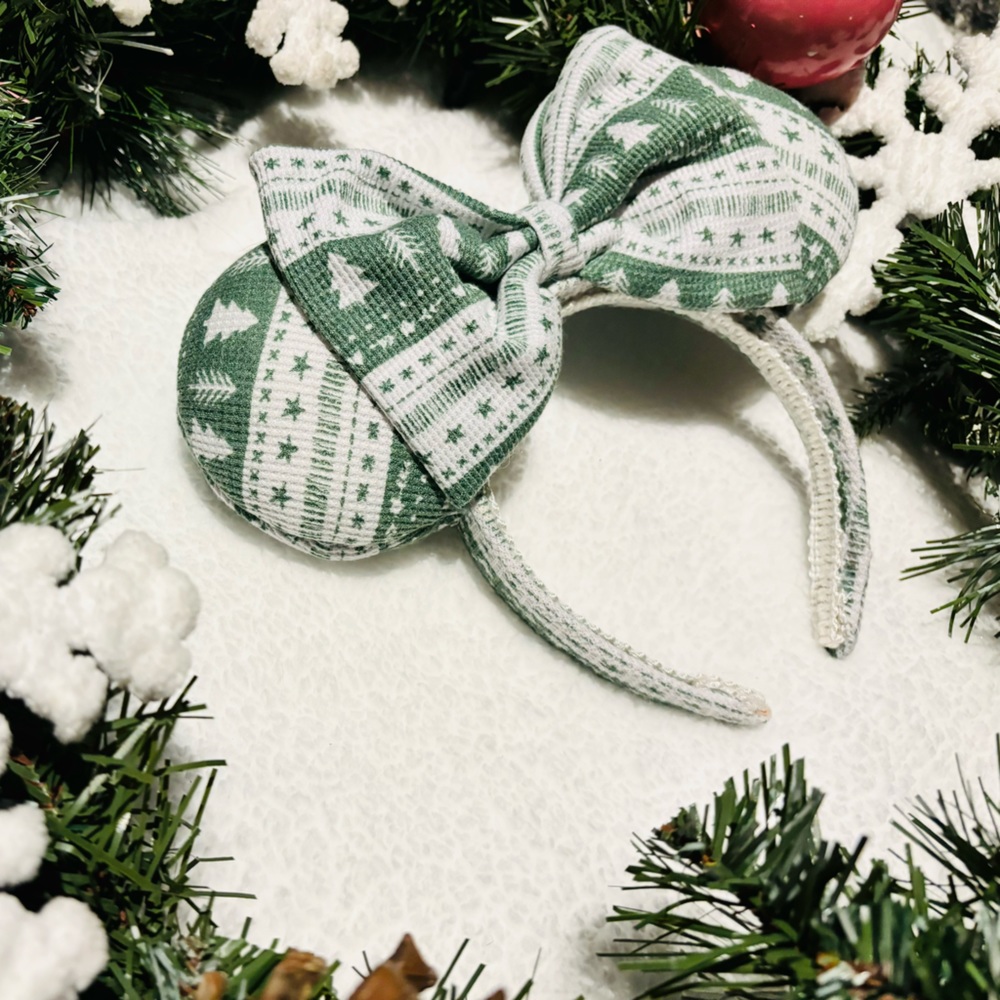 Sweater weather Minnie Mouse Ears